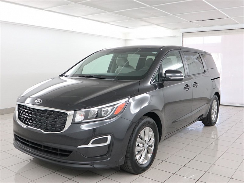 New 2021 Kia Sedona LX FWD Minivan in Lawrence #LM054 | Lawrence Kia